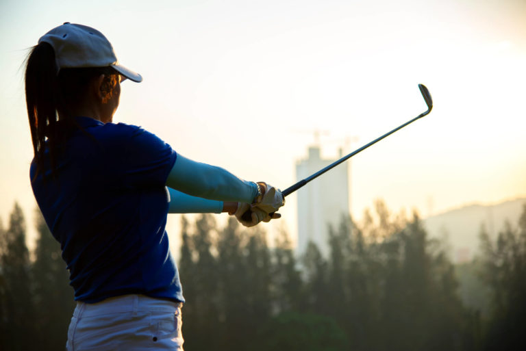 ゴルフ初心者は何から練習すべき 基礎づくりに役立つ練習方法を解説